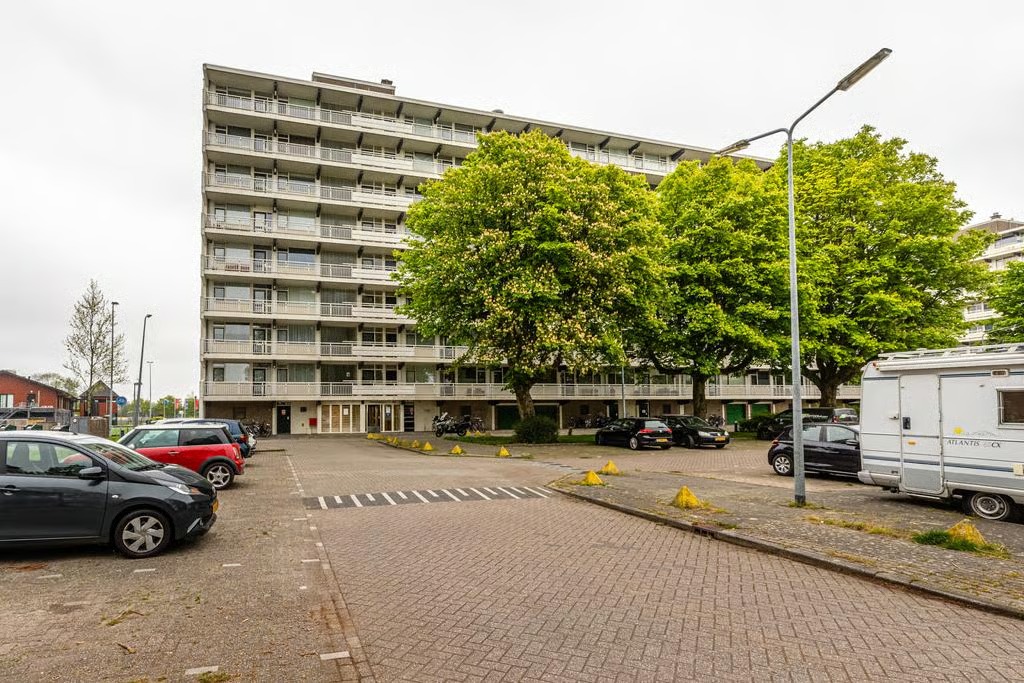 Galerijflat Heemraadweg 213 in Weesp