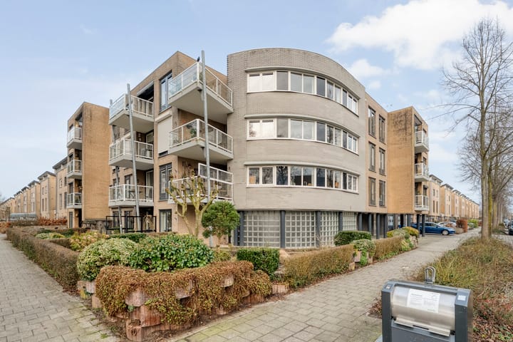 Portiekflat Commissarislaan 76 in Zwolle