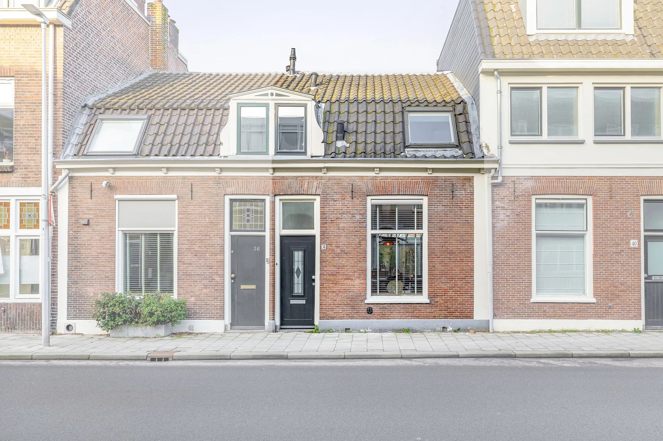 Tussenwoning Oudwijkerdwarsstraat 38 in Utrecht