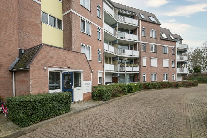 Portiekflat (appartement) Zeskant 129 Heerlen