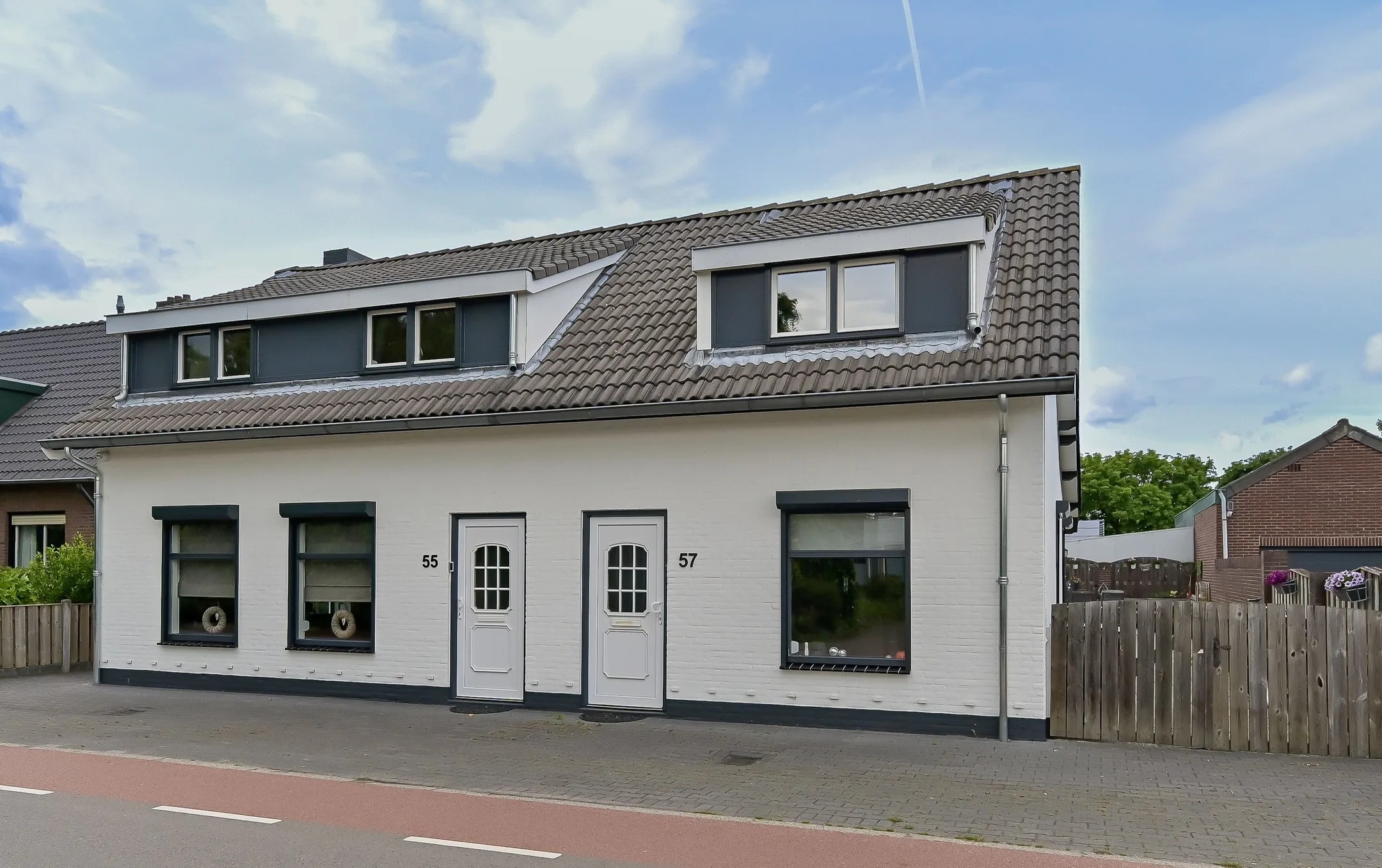 2-onder-1-kapwoning Geldersebaan 57 in Tegelen