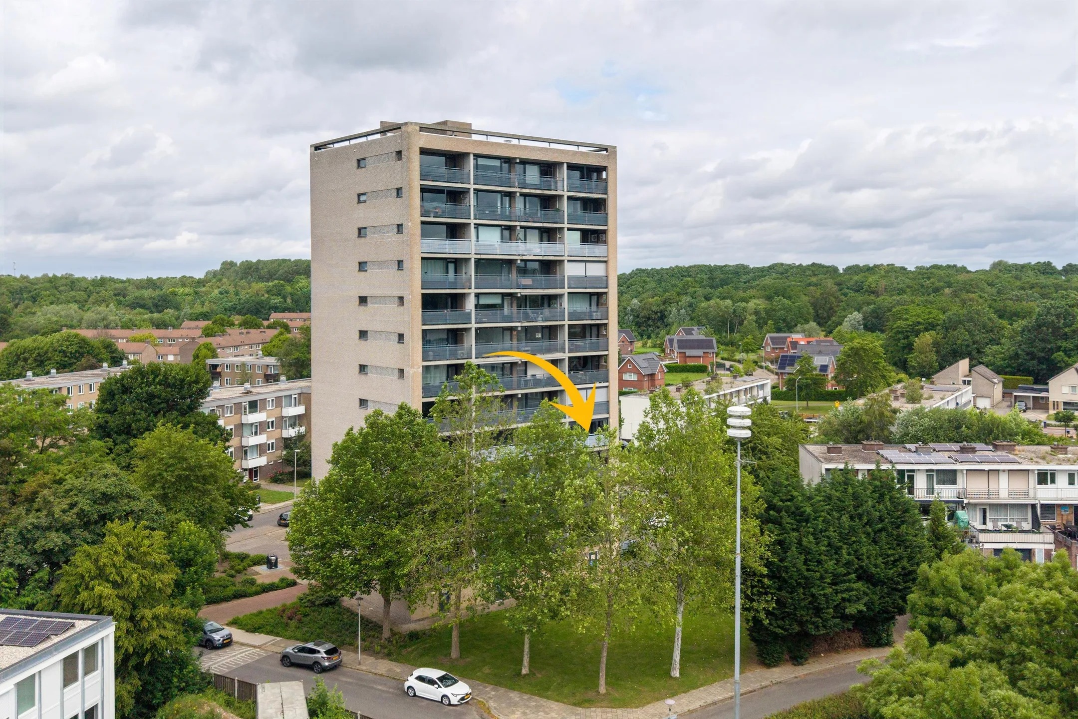 Portiekflat Adenauerlaan 65 in Heerlen