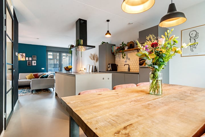 Eengezinswoning, tussenwoning Paradijsvogelstraat 49 Groningen
