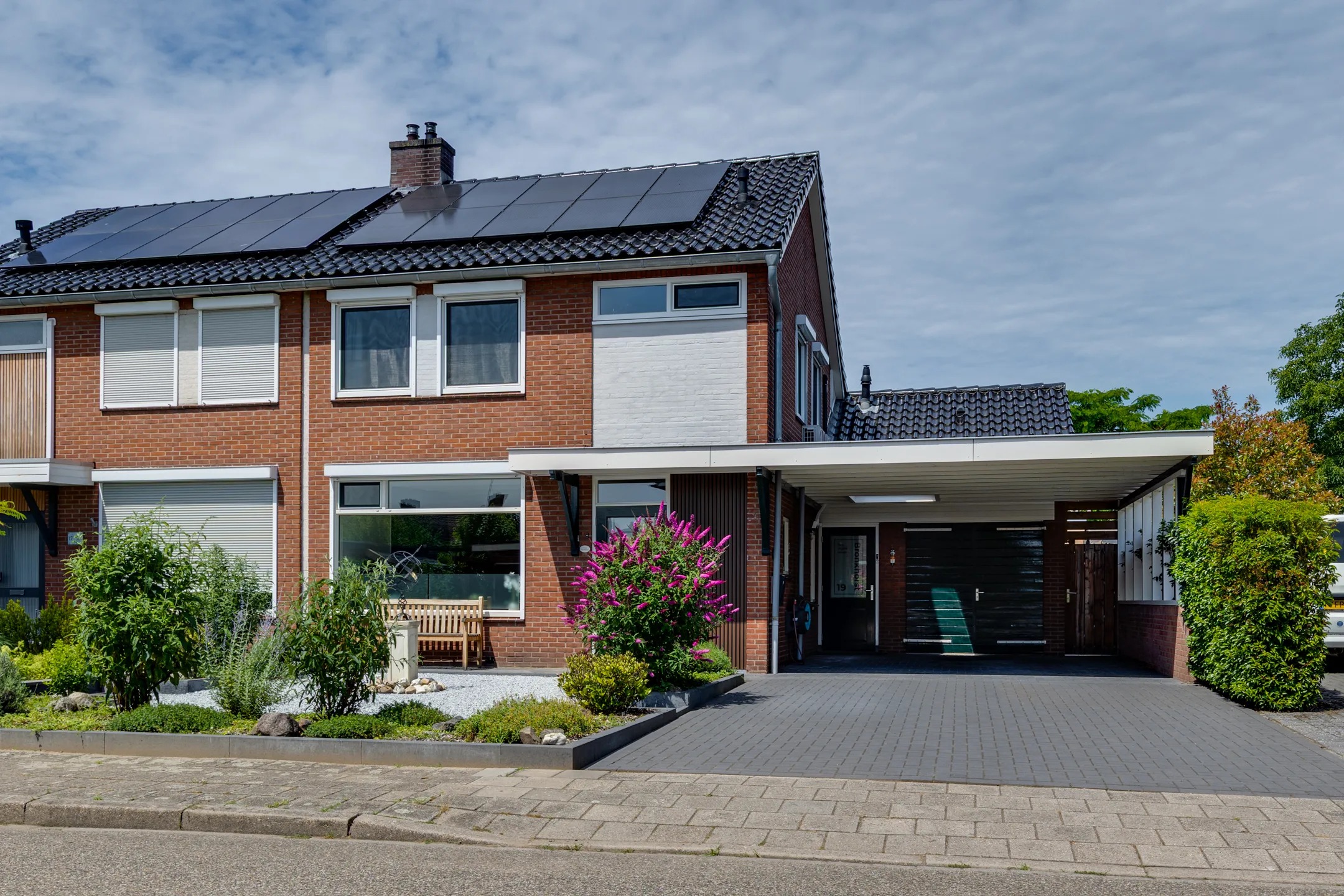 2-onder-1-kapwoning Marijkestraat 19 in Dinxperlo