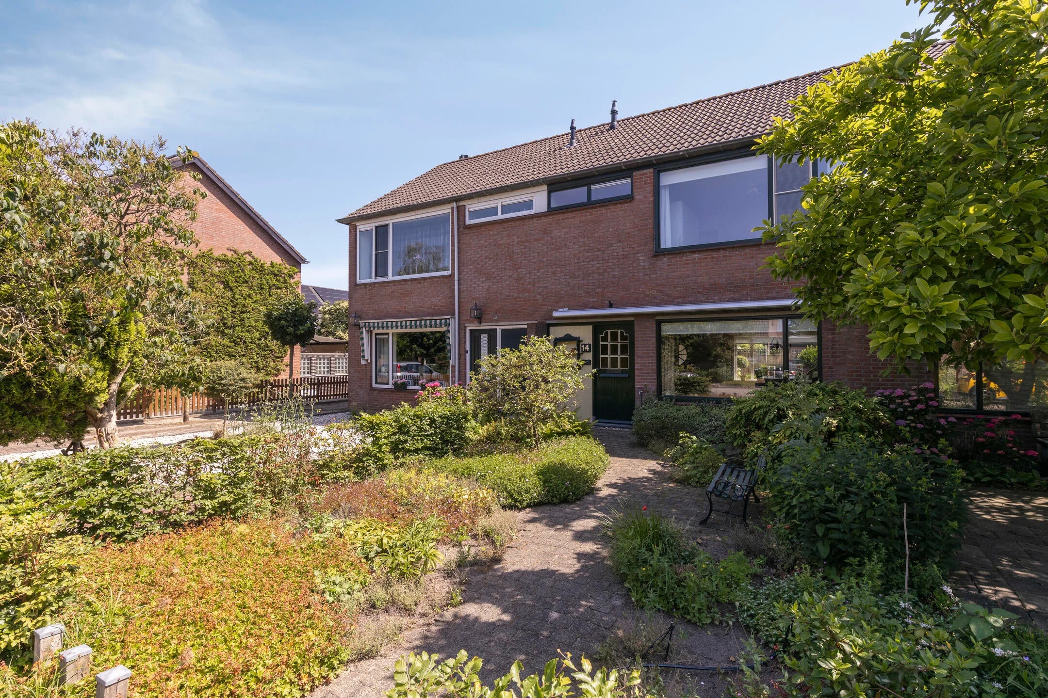 Tussenwoning Ds. Ulferslaan 14 in Tienhoven