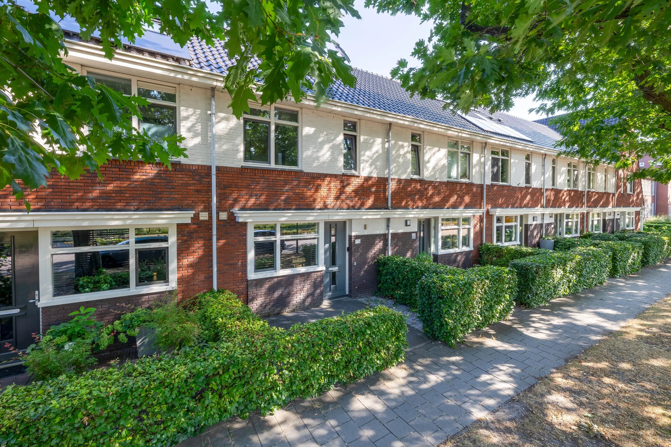 Tussenwoning Floris V-laan 11 b in Waalwijk