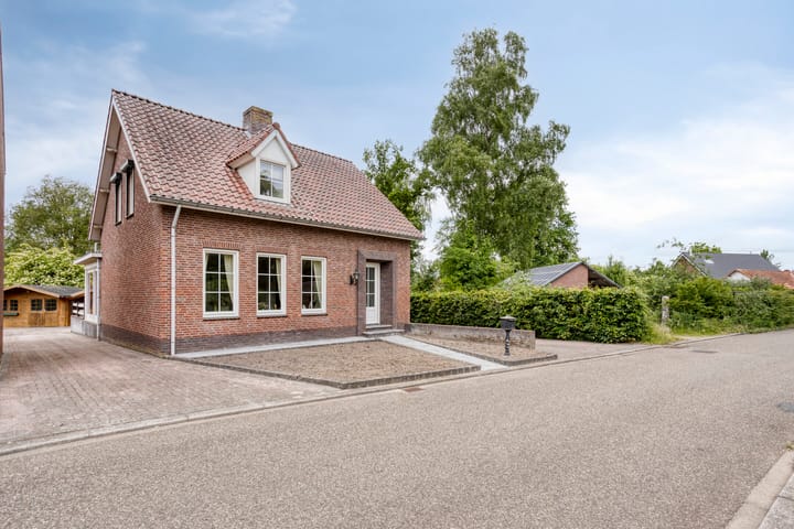 Vrijstaande woning Dorpsstraat 6 in Roermond