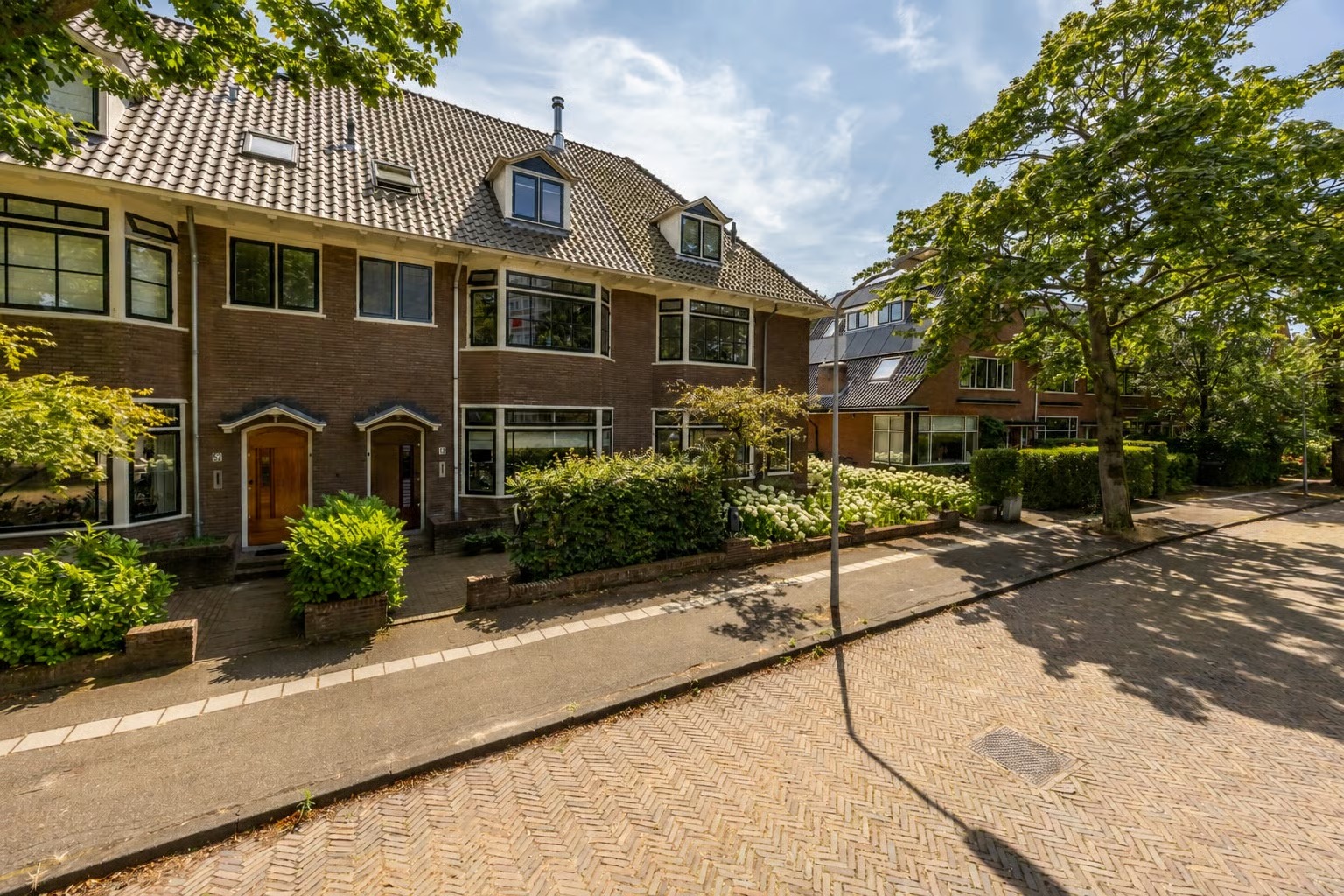 Tussenwoning Anna van Burenlaan 50 in Haarlem