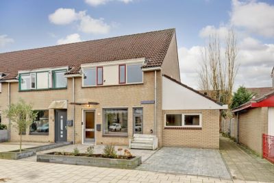 Hoekwoning Deventerschans 53 in Nieuwegein