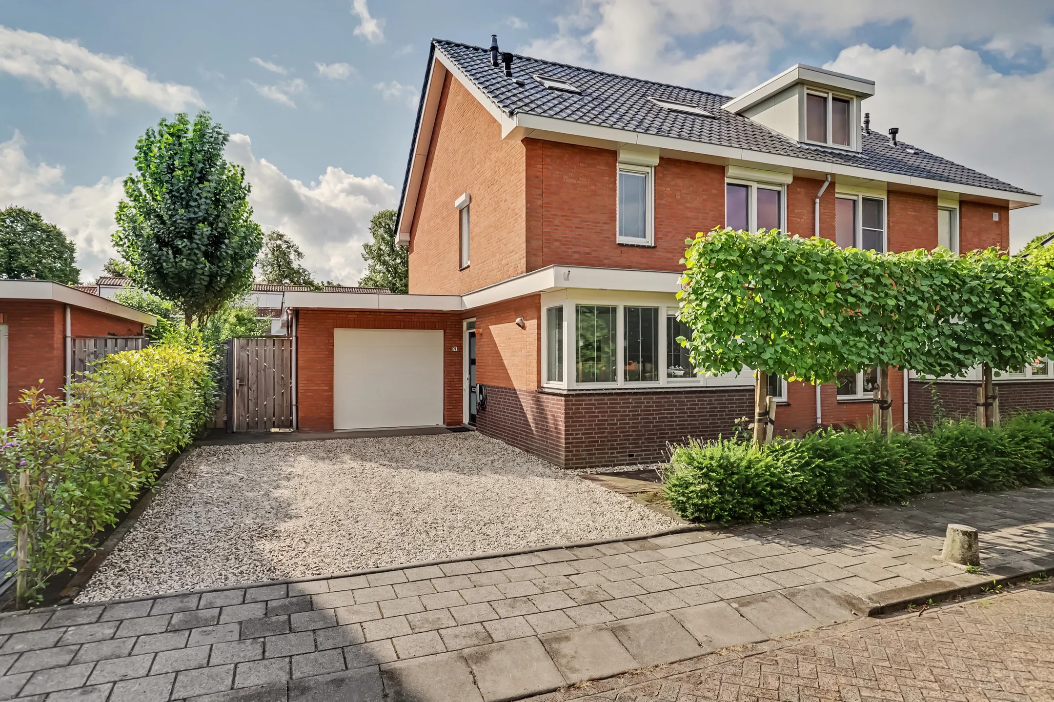 2-onder-1-kapwoning Ambachtshof 29 Ridderkerk