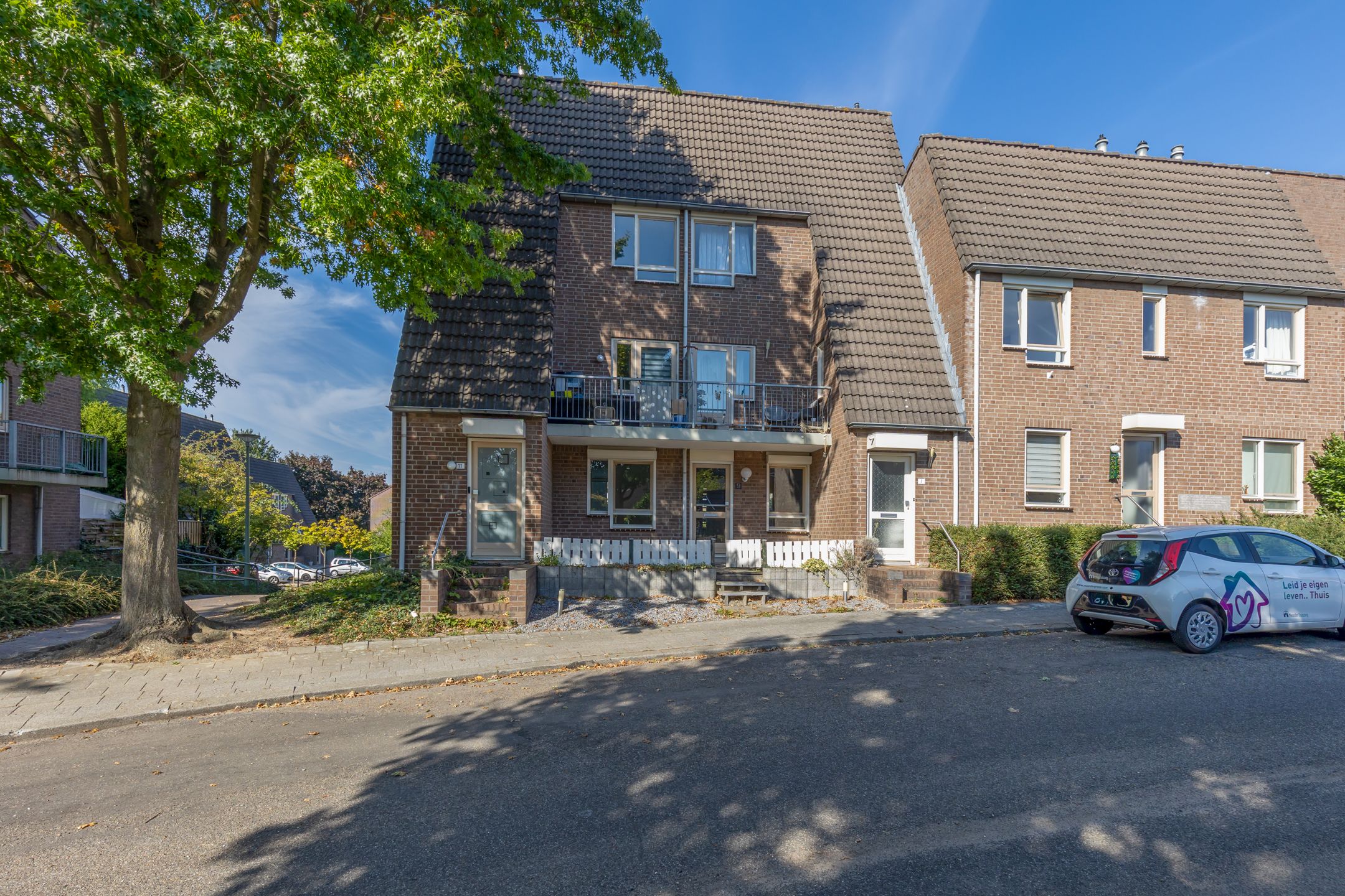 Eengezinswoning, tussenwoning Tegelstraat 9 in Brunssum