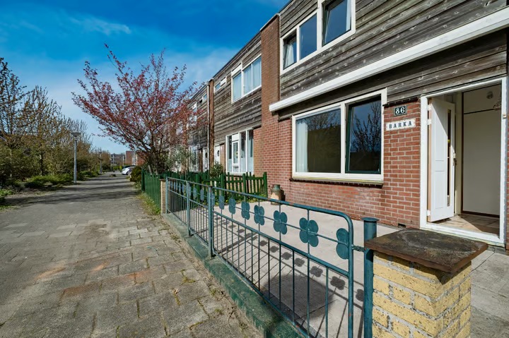 Tussenwoning (hofjeswoning) Silvoldestraat 86 in Amsterdam