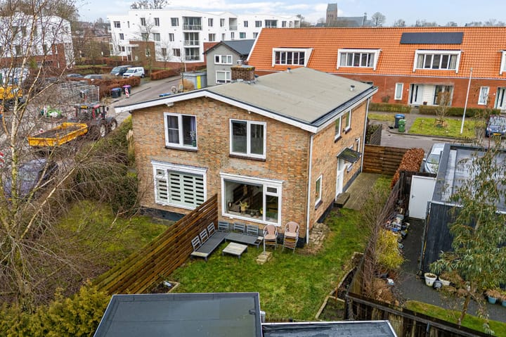 2-onder-1-kapwoning Oosterhoutstraat 2 a in Grou
