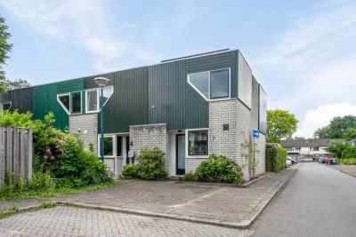 Hoekwoning Vedelaarpad 2 in Soest