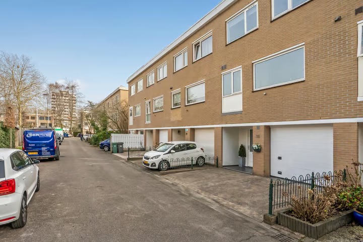 Tussenwoning (drive-in woning) Prinsestraat 26 in Zoetermeer
