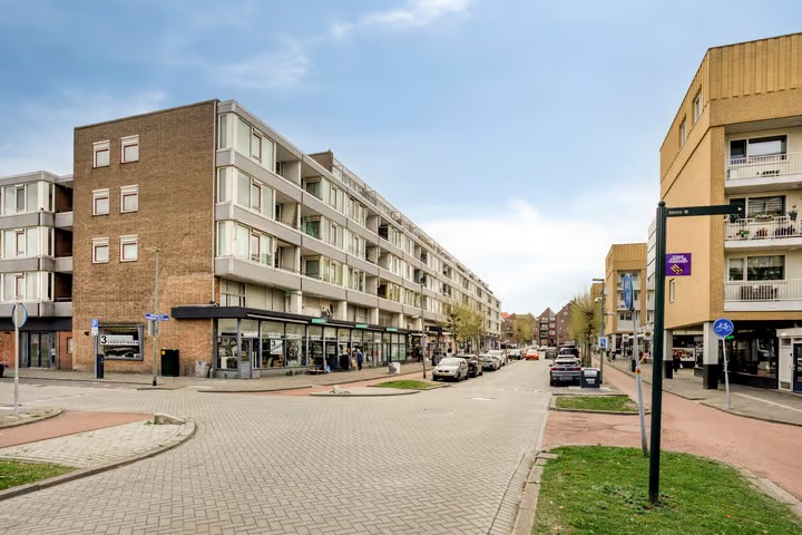 Galerijflat Parkweg 319 in Schiedam