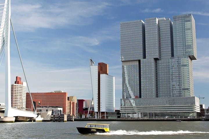 Portiekwoning (appartement met open portiek) Wilhelminakade 207 Rotterdam