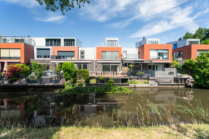 Geschakelde woning Purperreiger 54 in Ouderkerk aan de Amstel