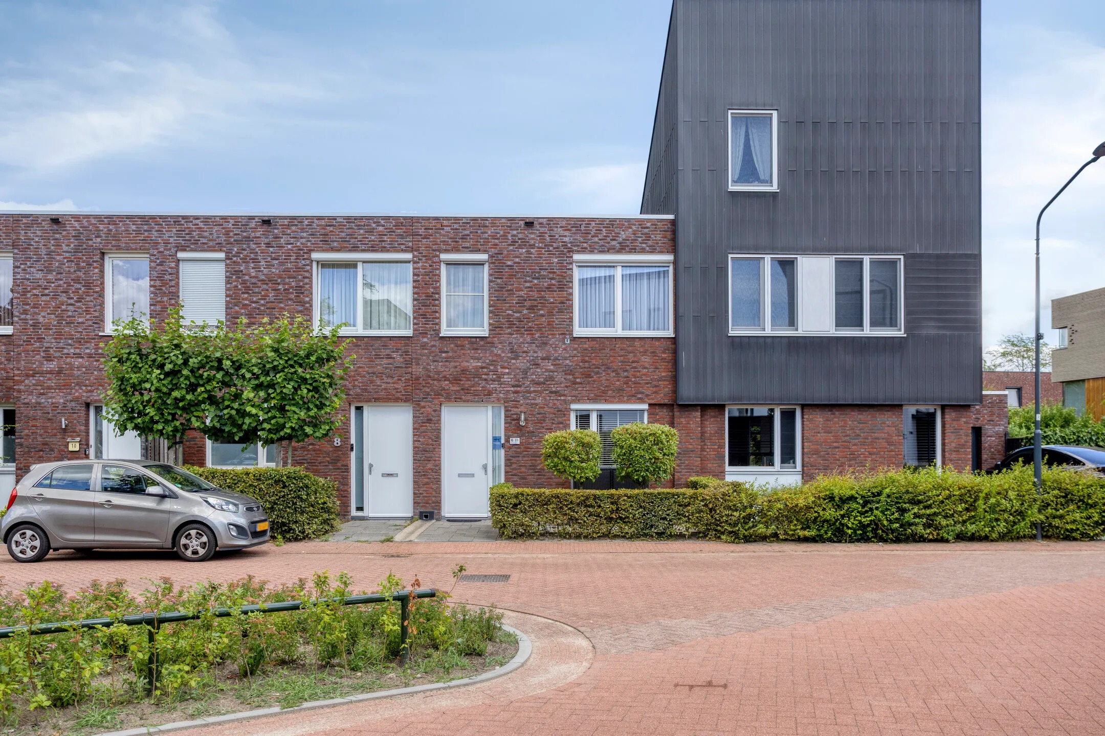 Tussenwoning Voorste Akkerweg 6 in Helmond