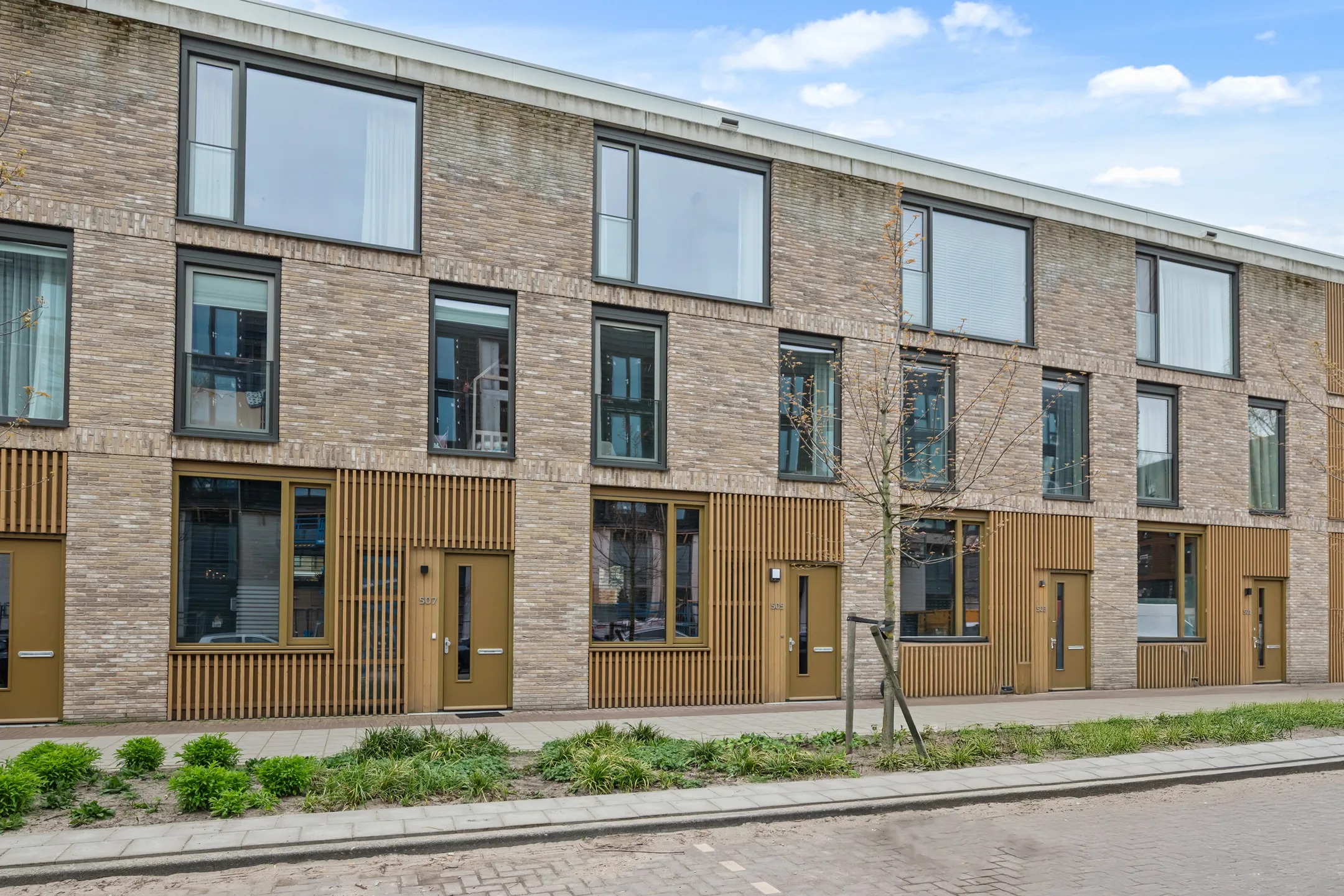 Tussenwoning Louis Pasteurstraat 505 in Haarlem