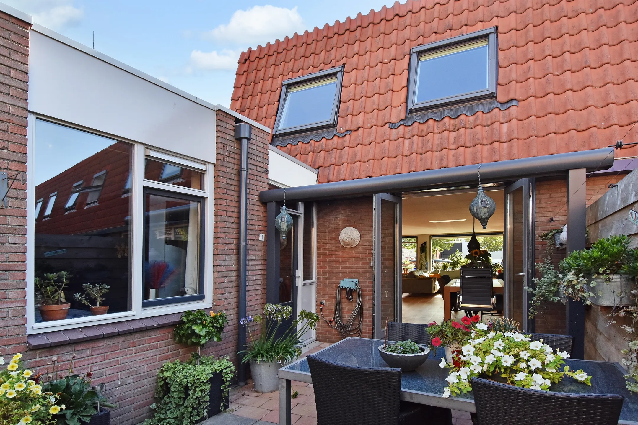 Hoekwoning Prins Bernhardstraat 5 A in Naaldwijk