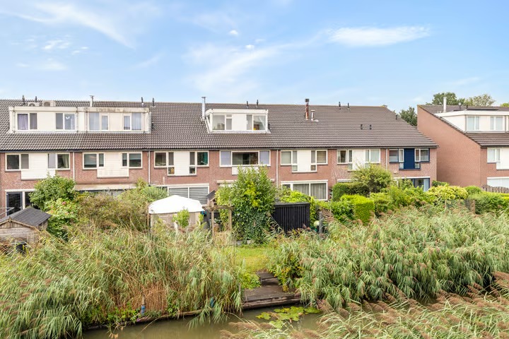 Tussenwoning De Beide Vlooswijkenlaan 20 in Linschoten