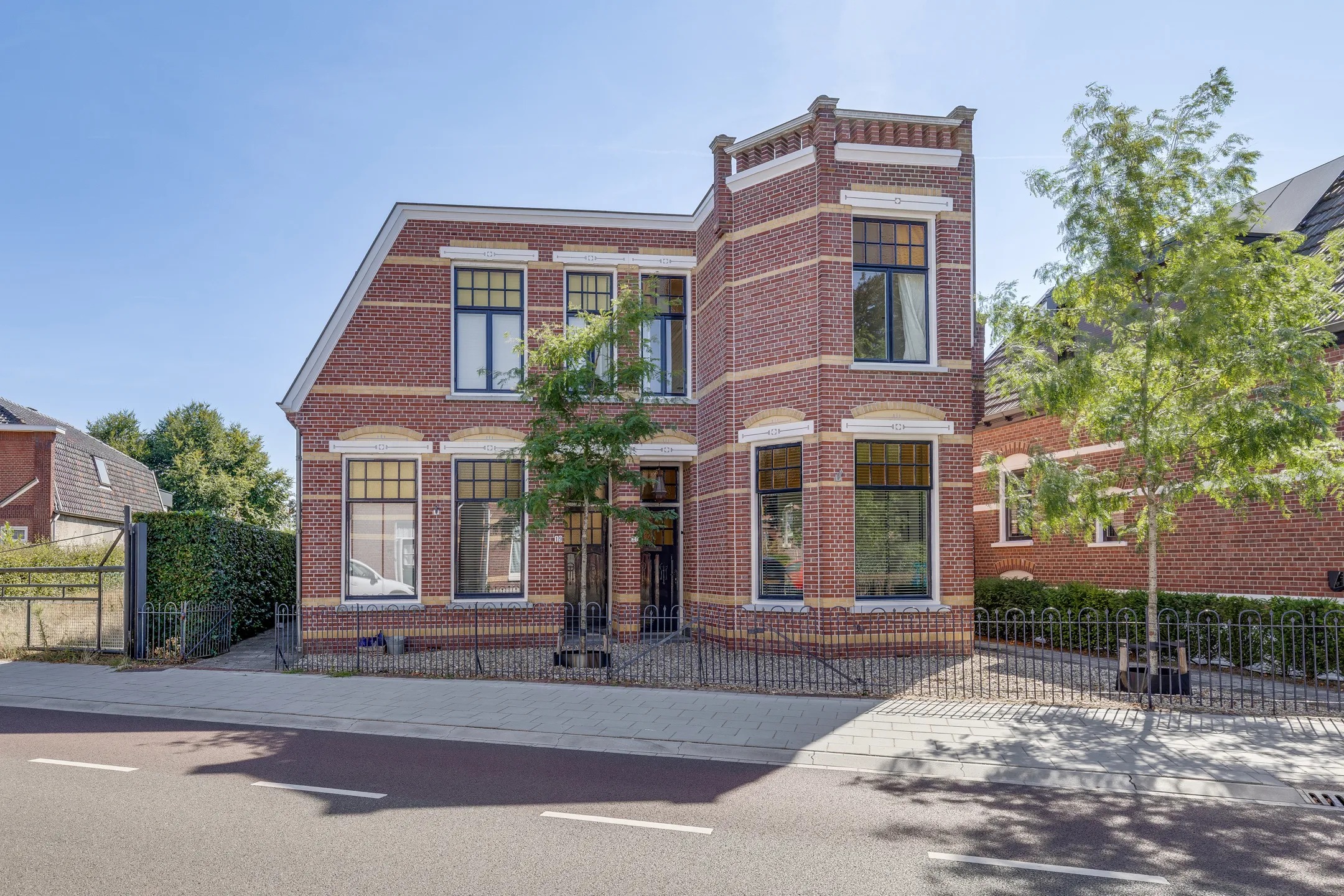 2-onder-1-kapwoning Groenloseweg 21 in Winterswijk