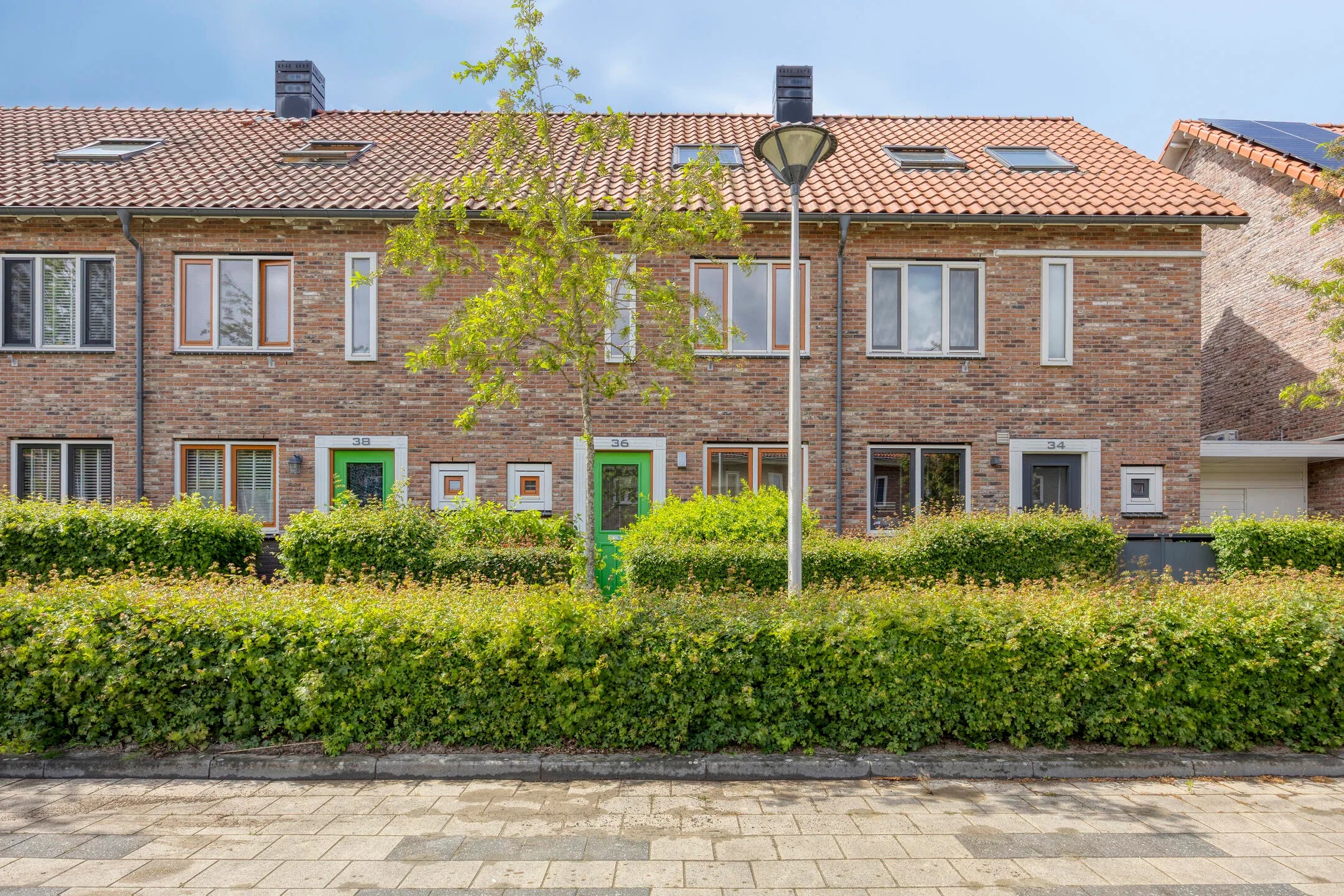 Tussenwoning Maurits Escherlaan 36 in Rhoon