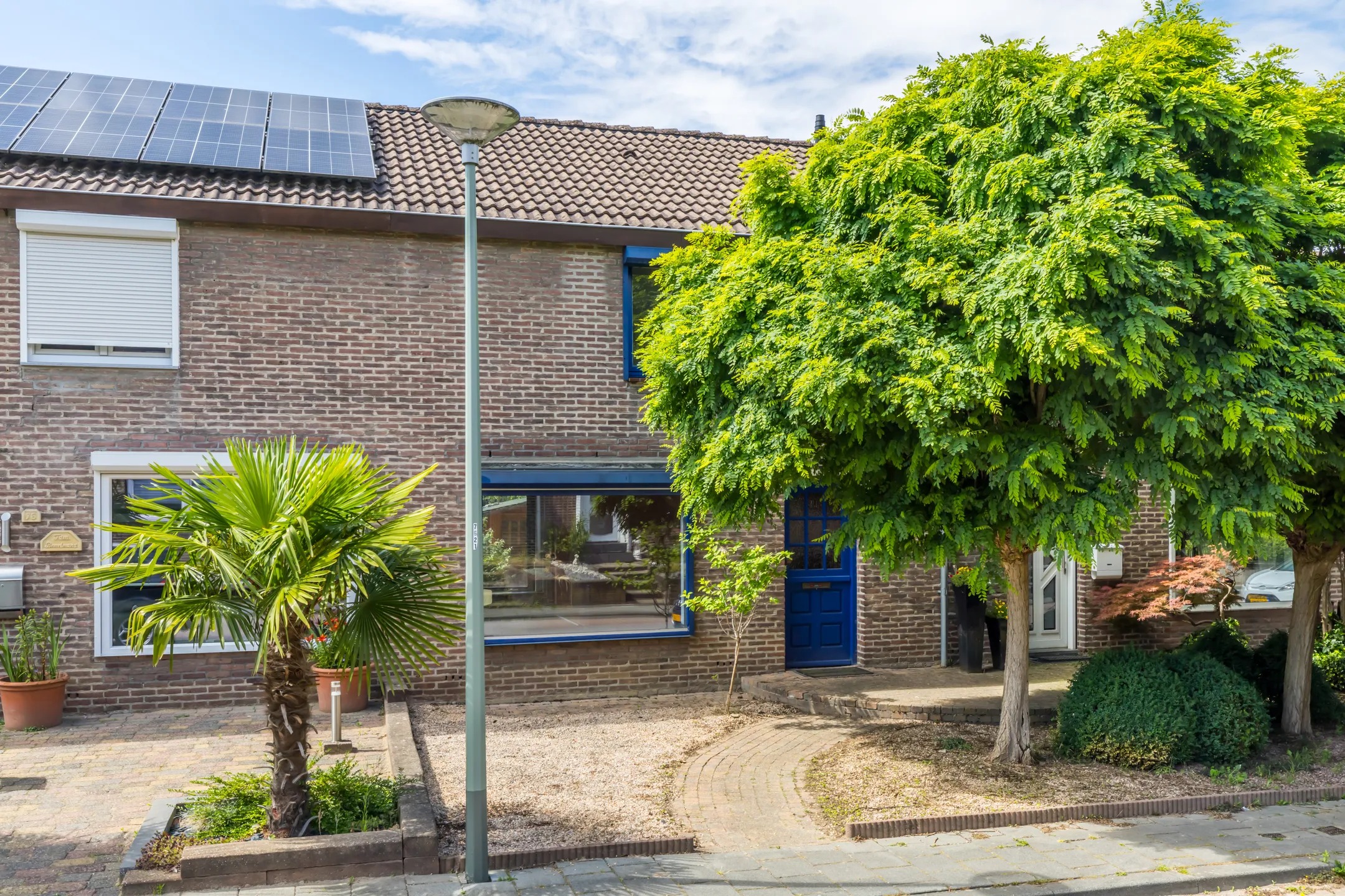 Tussenwoning Goudenregenstraat 14 in Brunssum