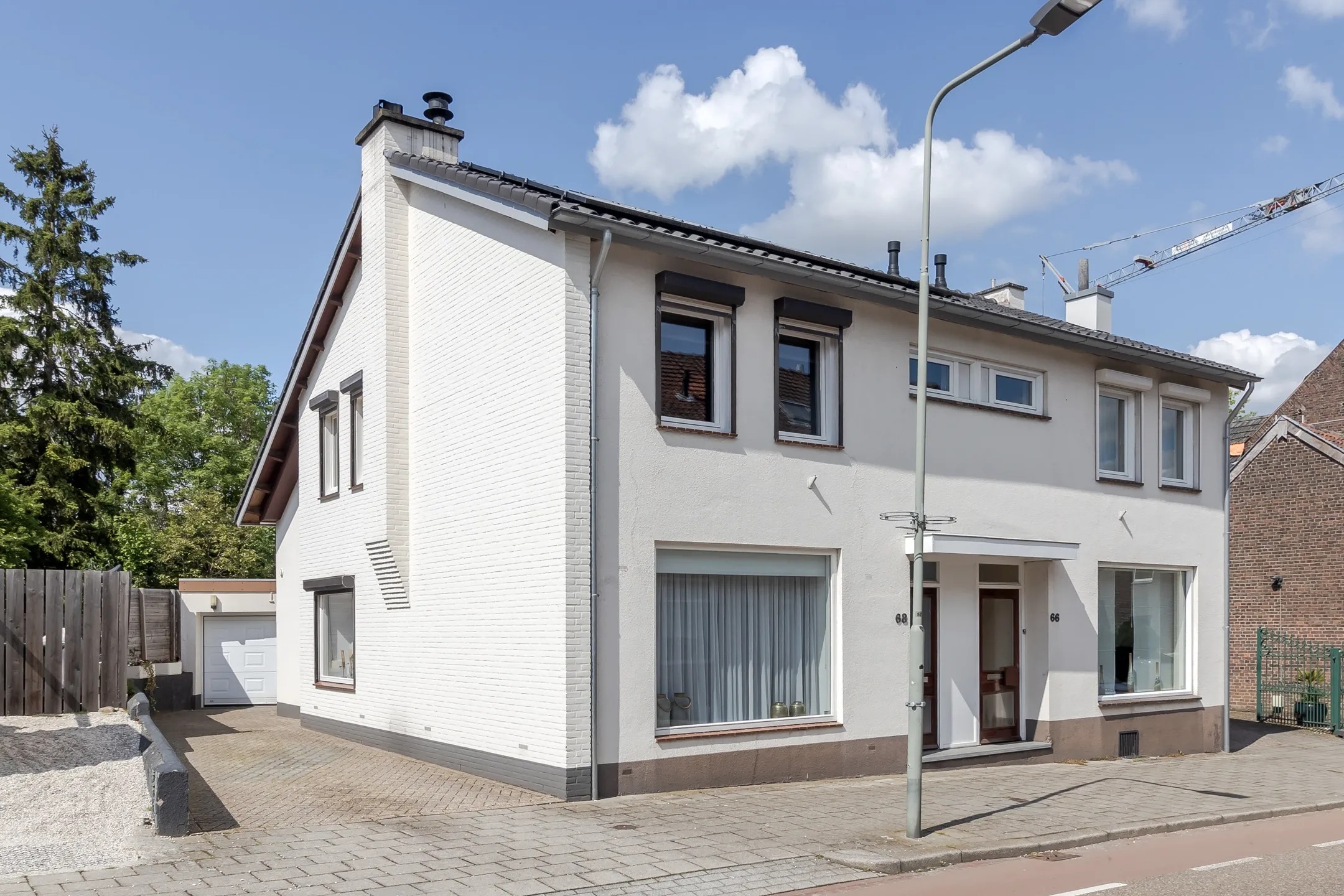 2-onder-1-kapwoning Klinkenberg 68 in Meerssen