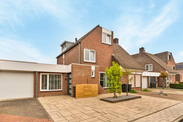 Geschakelde 2-onder-1-kapwoning Koempel 15 in Landgraaf