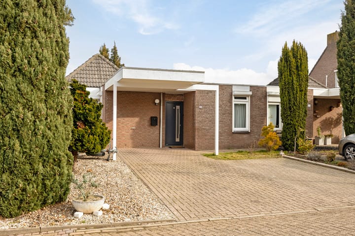 Halfvrijstaande woning Op den Toum 23 in Haelen