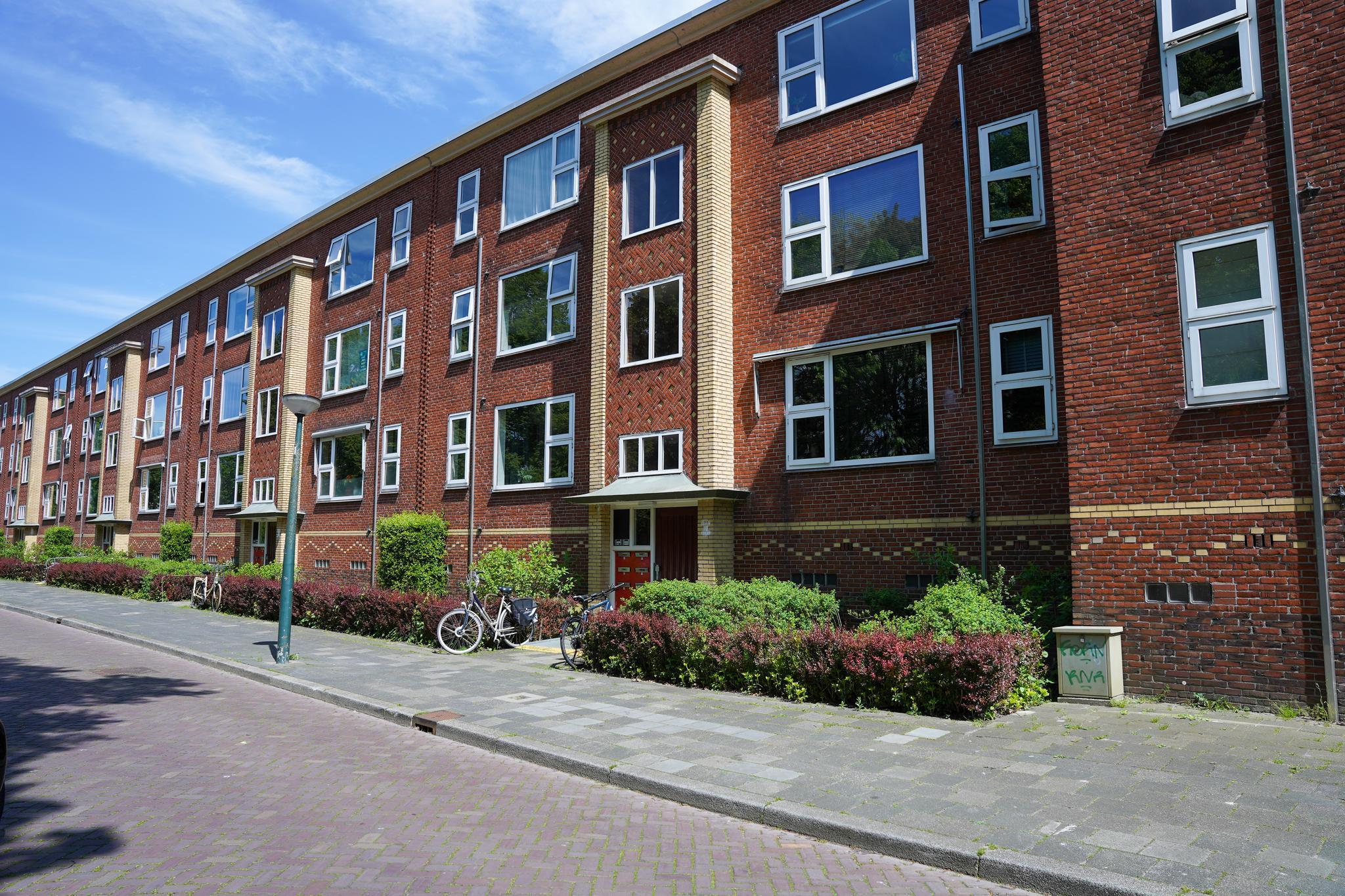 Portiekflat Pioenstraat 37 in Groningen