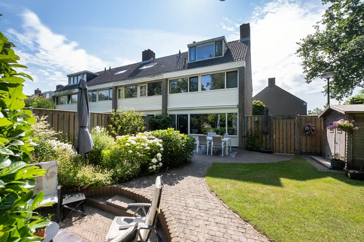 Hoekwoning van Mieroplaan 39 in Heerhugowaard