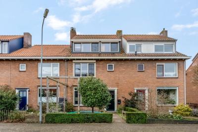 Tussenwoning Dahliastraat 13 in Ede