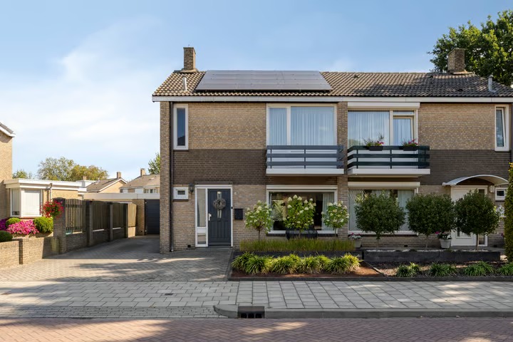 2-onder-1-kapwoning In het Neervelt 4 in Meijel