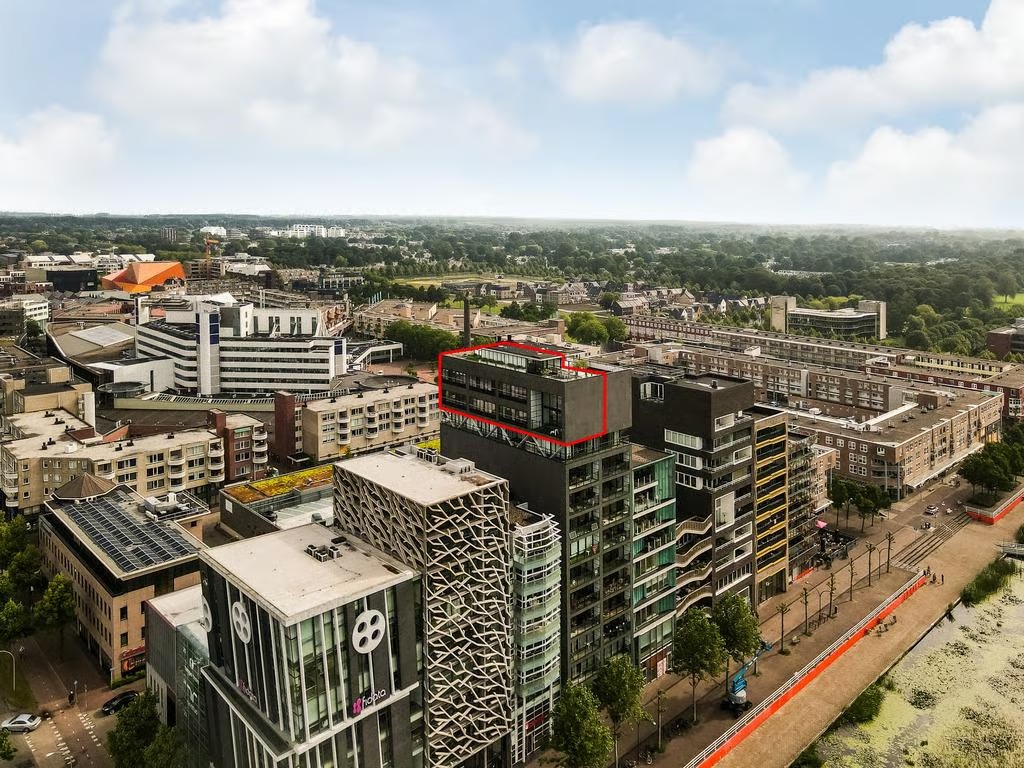 Penthouse Zilverparkkade 53 in Lelystad