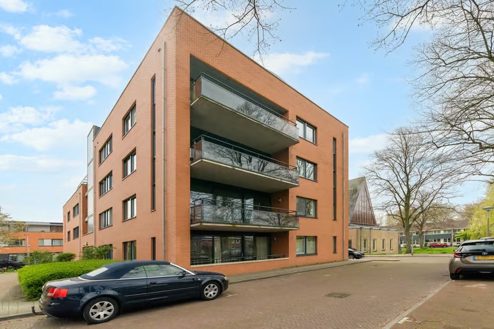 Portiekflat Riouwstraat 28 in Delft