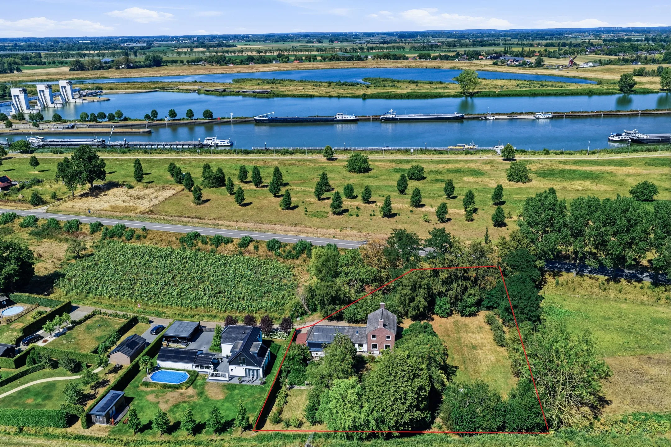 Vrijstaande woning Groenewoud 2 in Lithoijen