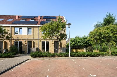 Hoekwoning Raad van Europastraat 44 in 's-Gravenzande