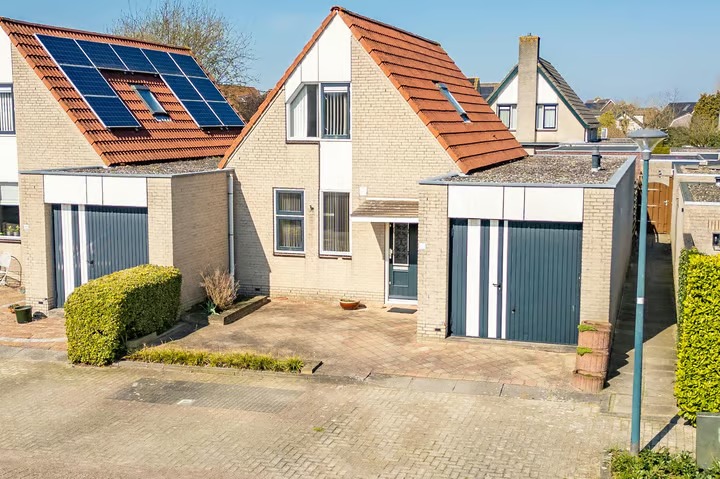 Eindwoning (semi-bungalow) Dijkslag 10 Lopik