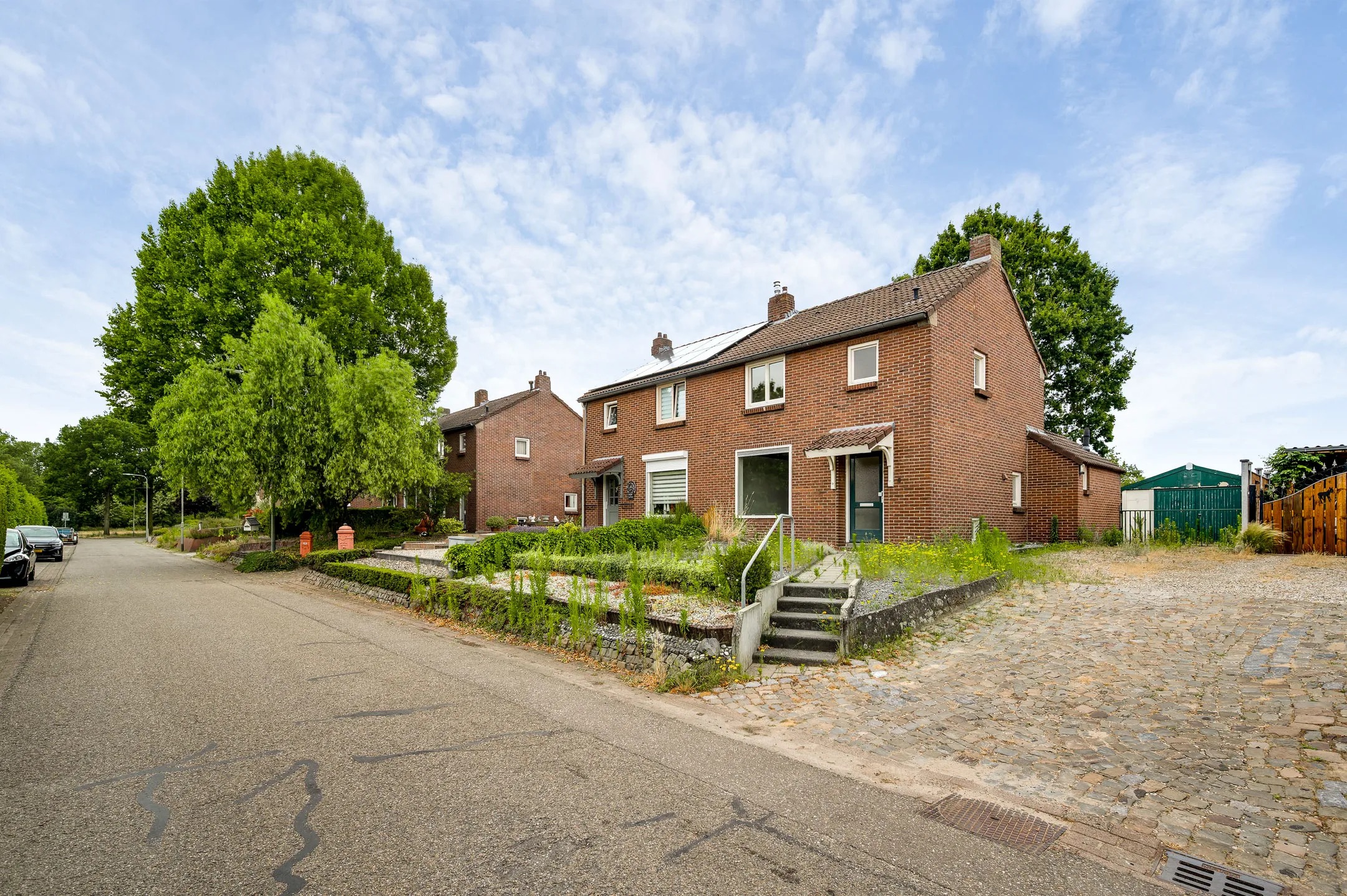 2-onder-1-kapwoning Eykerstokweg 6 in Heythuysen