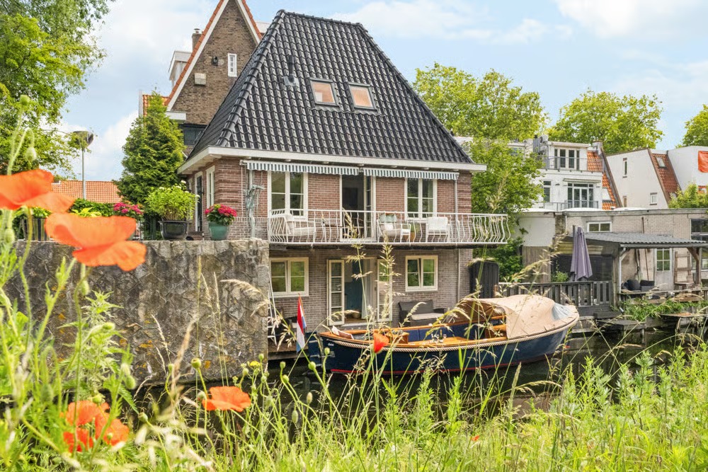 Vrijstaande woning Nieuwe Kalfjeslaan 7 in Amstelveen