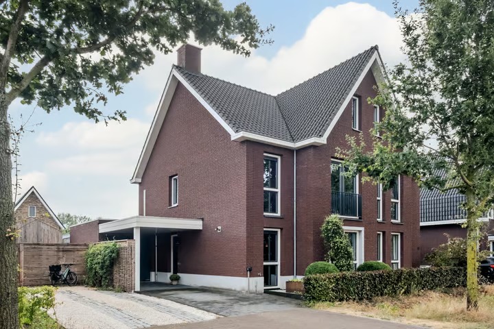 2-onder-1-kapwoning René Smeetsstraat 17 in Valkenswaard