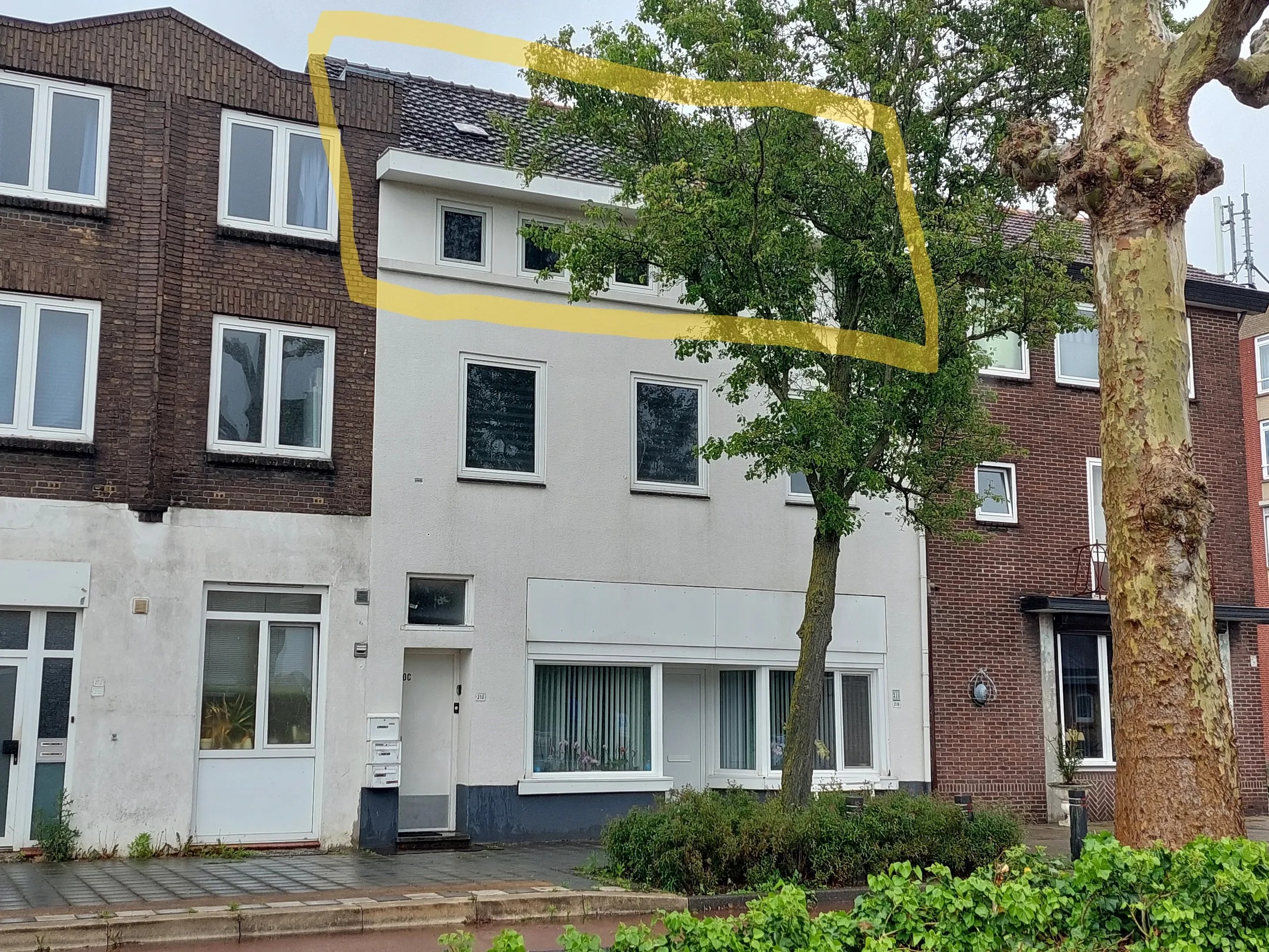 Bovenwoning Burg. Lemmensstraat 210 C in Geleen