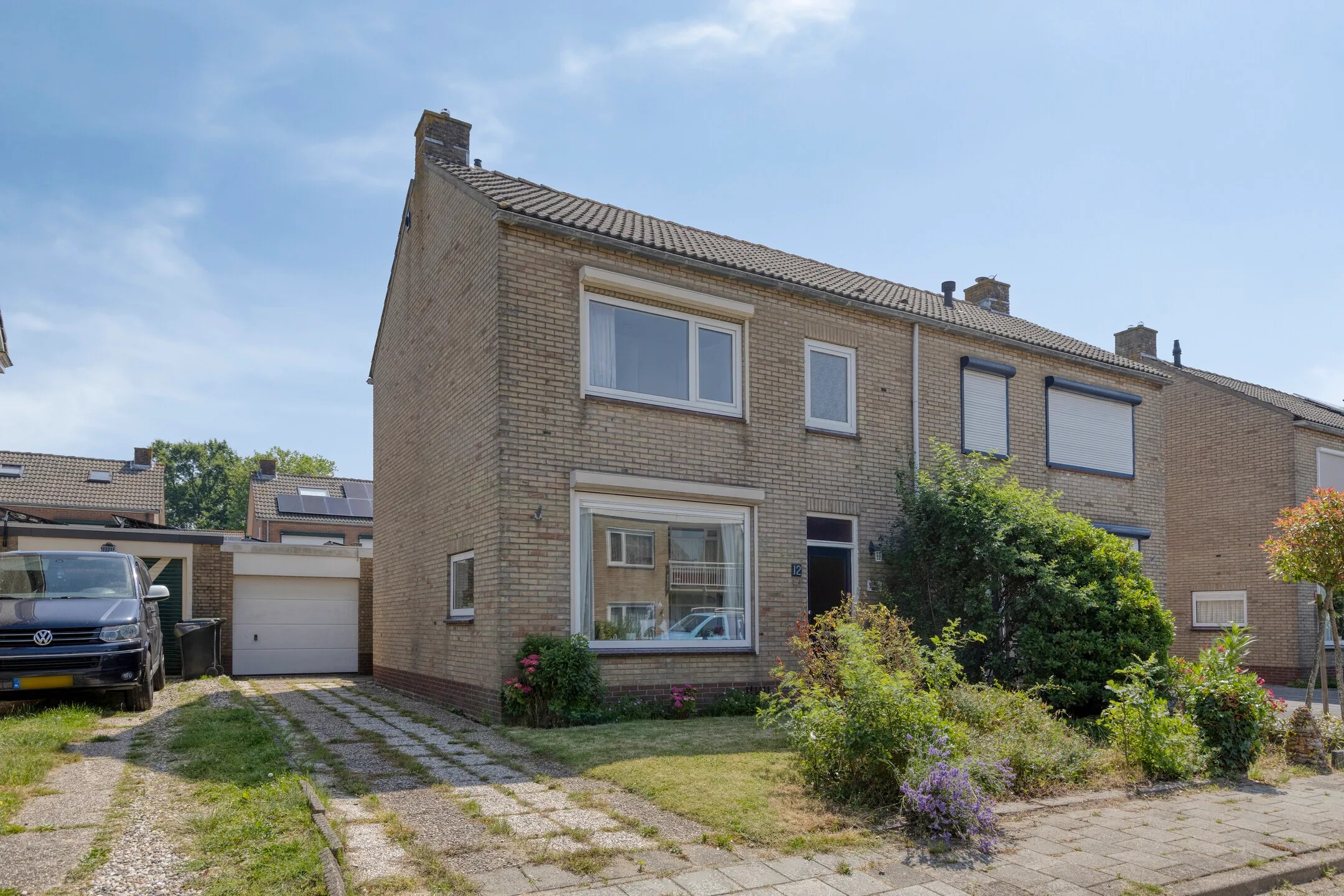 2-onder-1-kapwoning Ds.H.Boersmastraat 12 in Kloetinge