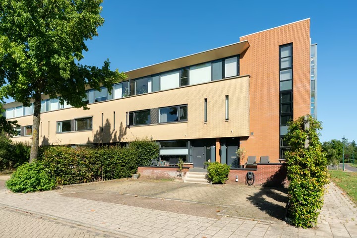 Hoekwoning Kruisvaardersland 36 in Houten