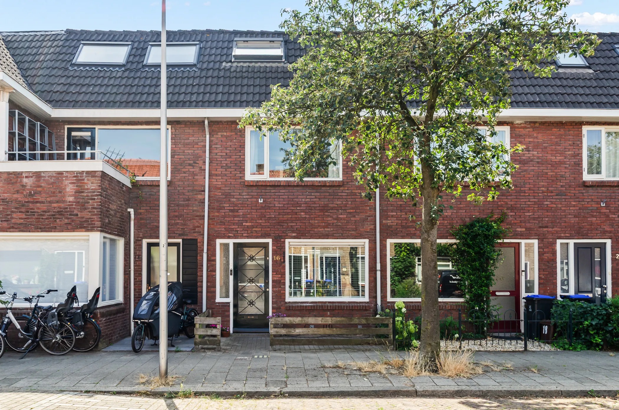Tussenwoning Adelboldstraat 16 in Utrecht