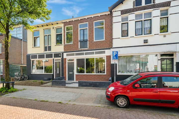 Tussenwoning Geuzenweg 40 in Hilversum