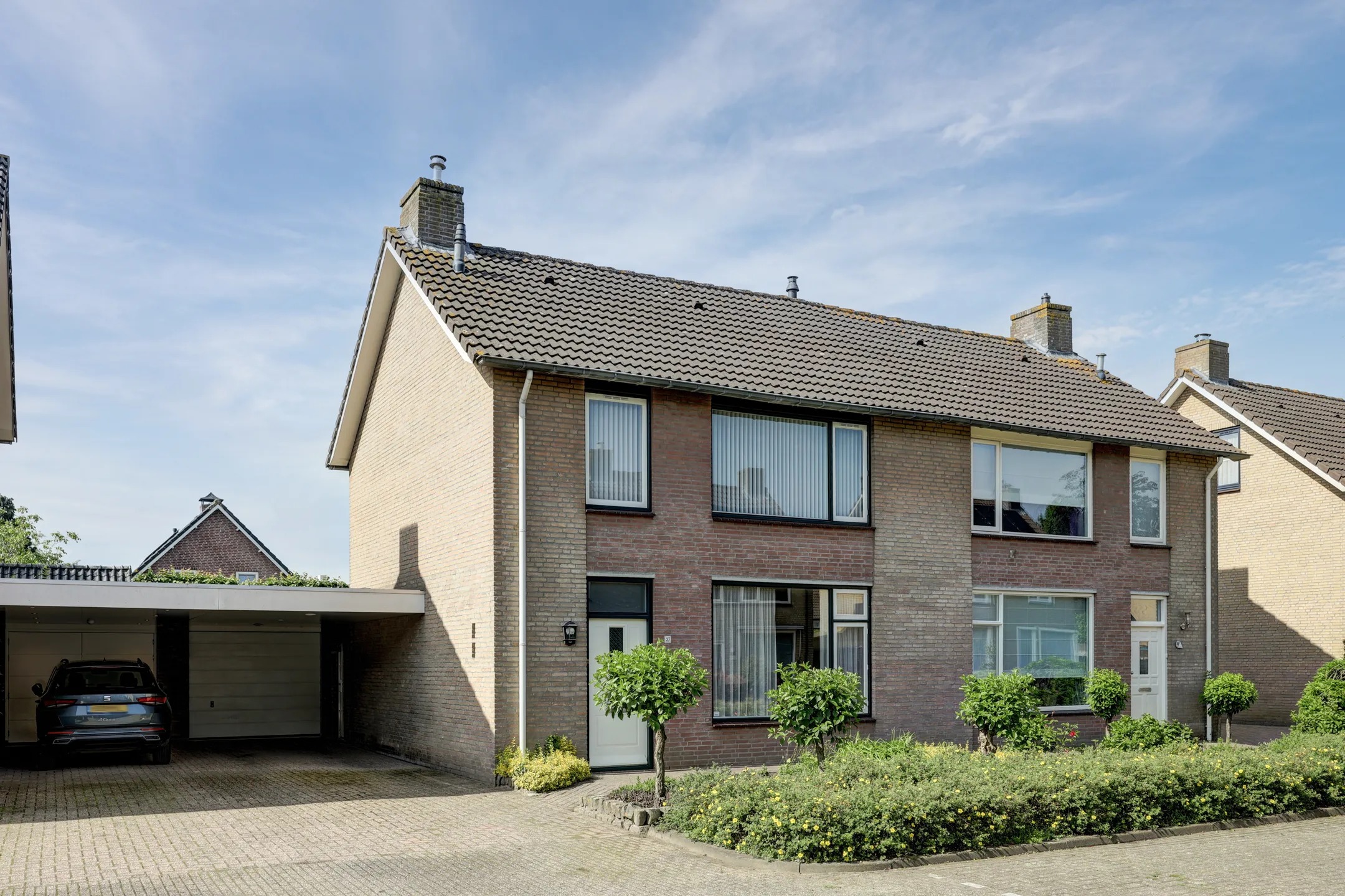 2-onder-1-kapwoning Valkenakker 37 in Chaam